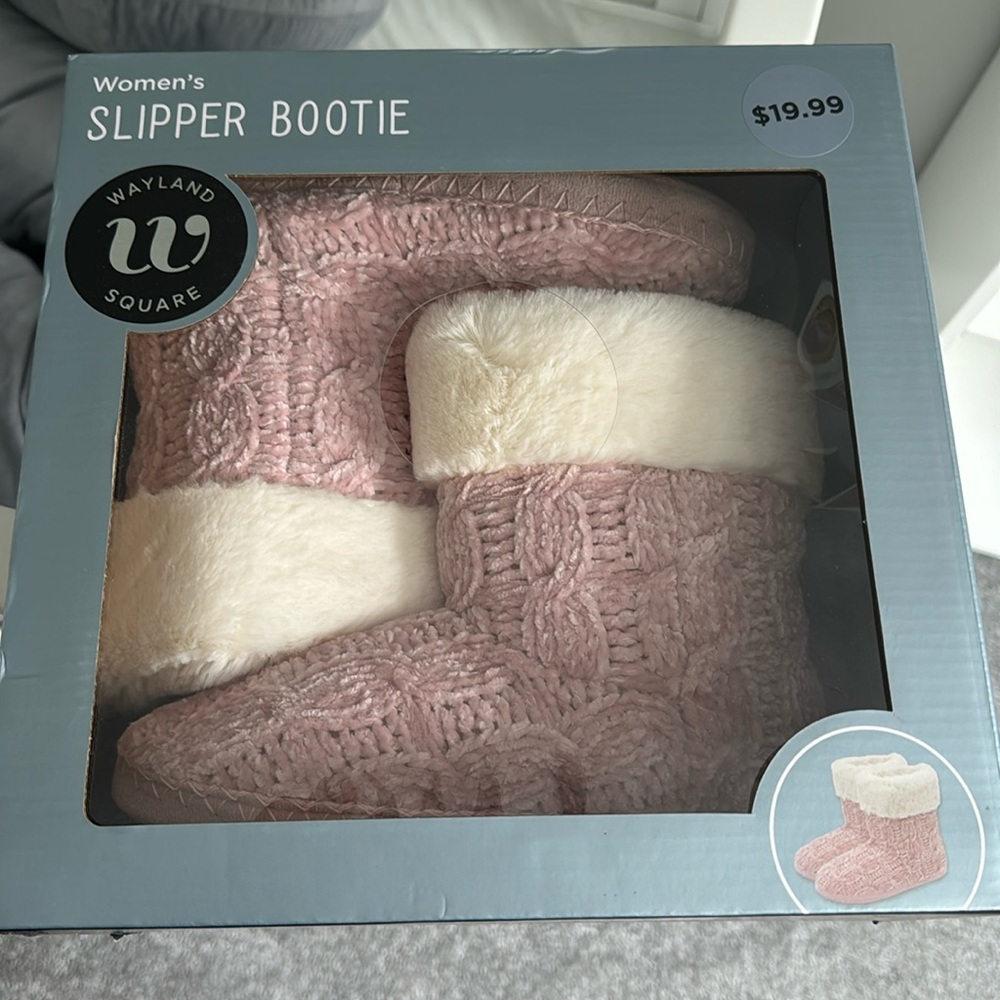 Brand new slipper booties slippers